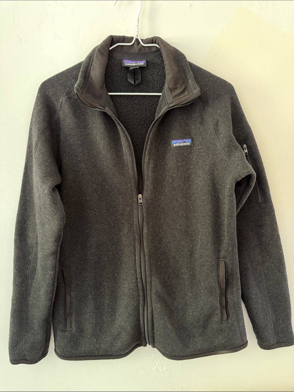 Patagonia Women’s Dark Gray Full-Zip Fleece Jacket